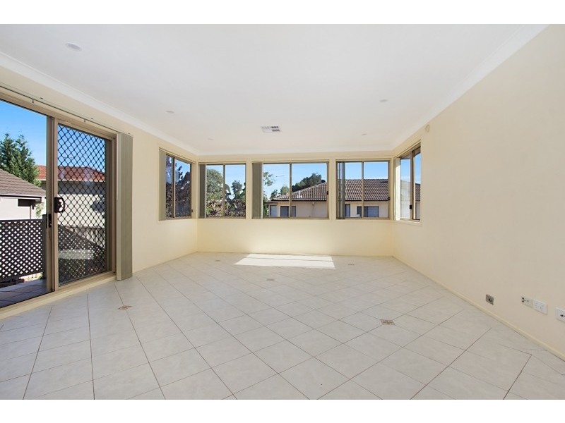 74 Knightsbridge Avenue, Glenwood NSW 2768