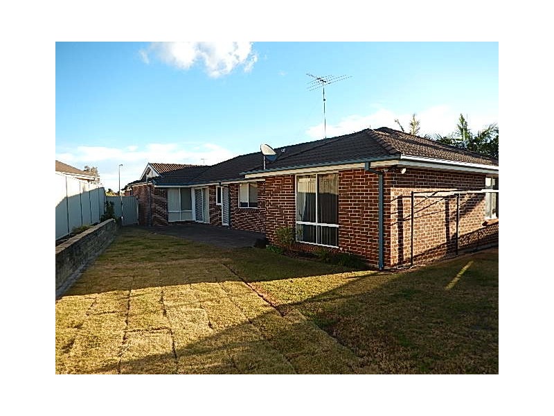 33 Ipswich Avenue, Glenwood NSW 2768