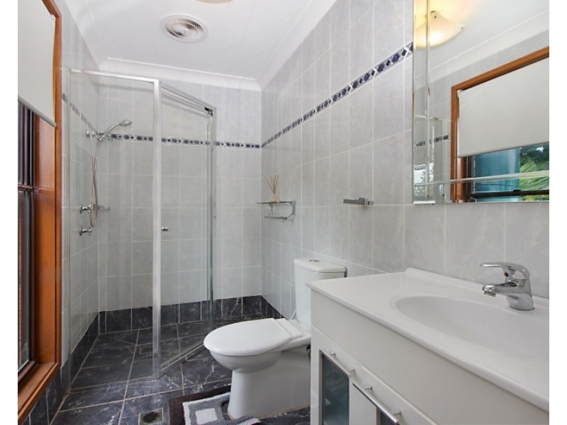 6 Hugo Place, Quakers Hill NSW 2763