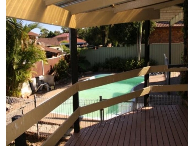 15 Gathrey Crescent, Kings Langley NSW 2147