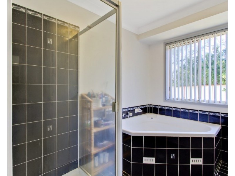 25 Thompson Crescent, Glenwood NSW 2768