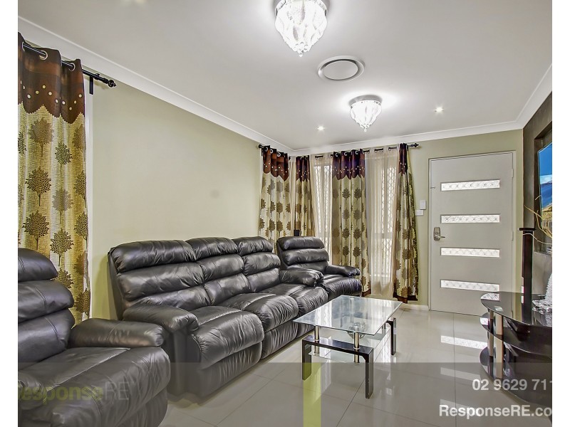 18/131 Hyatts Road, Plumpton NSW 2761