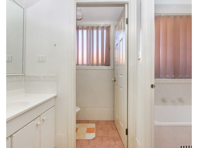 51 Thompson Crescent, Glenwood NSW 2768