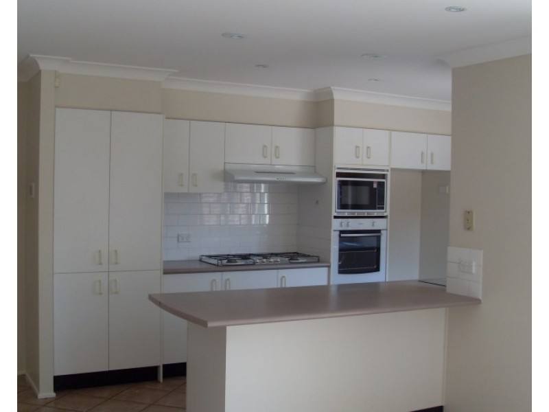 31 Walker Street, Quakers Hill NSW 2763