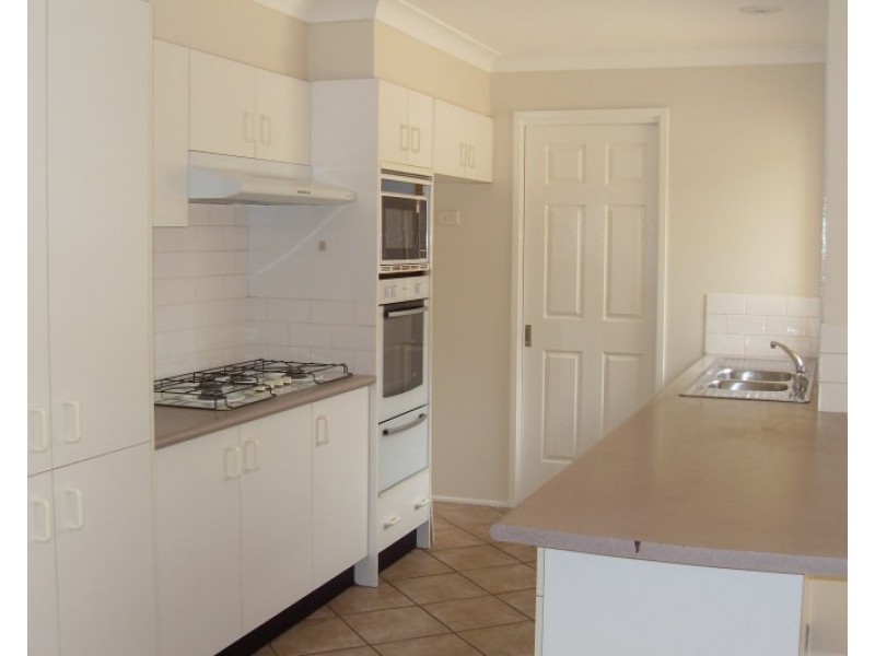 31 Walker Street, Quakers Hill NSW 2763