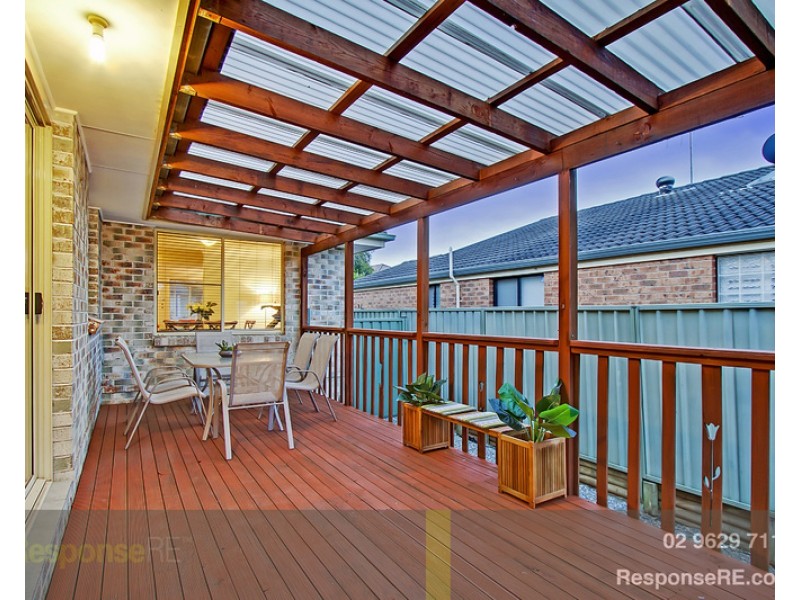 6 Persimmon Way, Glenwood NSW 2768