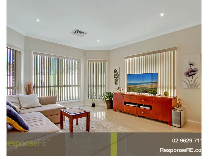 1 Waltham Way, Glenwood NSW 2768