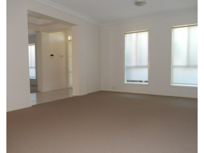 15 Lord Way, Glenwood NSW 2768