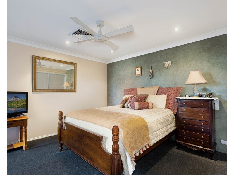 83 Thompson Crescent, Glenwood NSW 2768