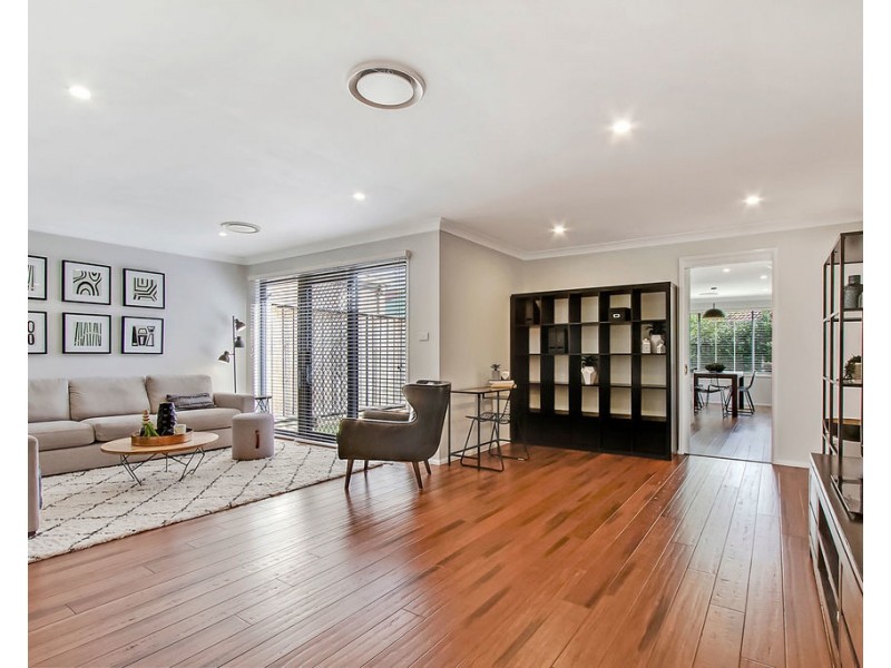 11 Kinchega Crescent, Glenwood NSW 2768