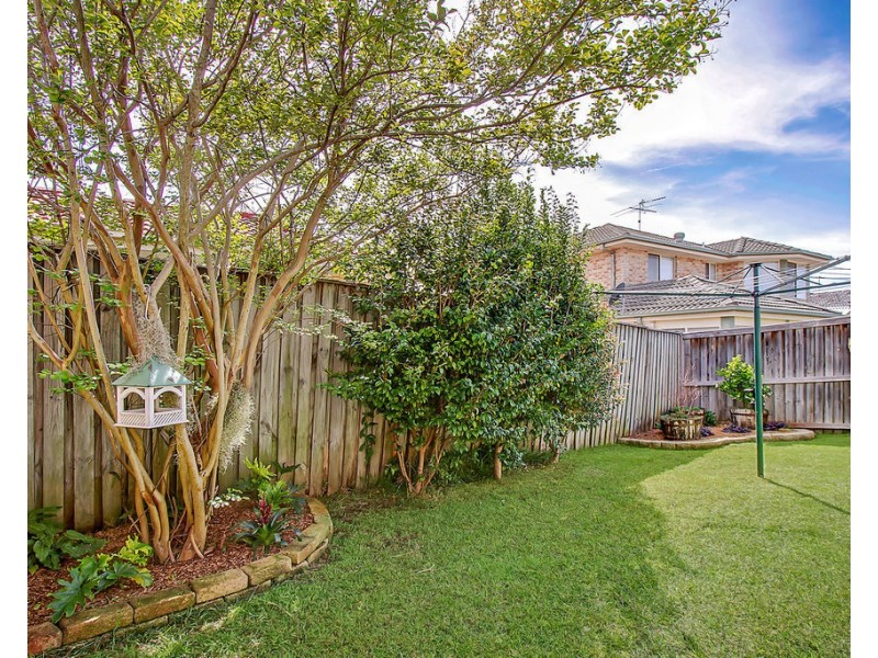 11 Kinchega Crescent, Glenwood NSW 2768
