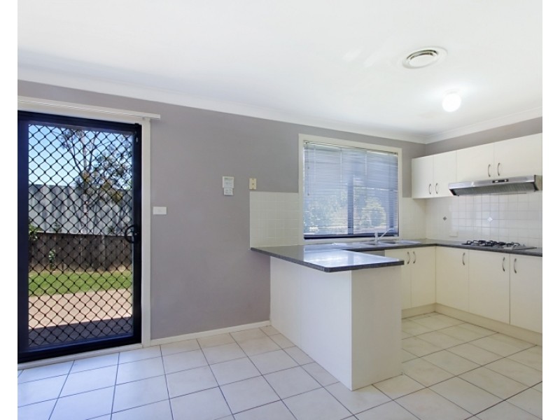 7 Laurina Way, Glenwood NSW 2768