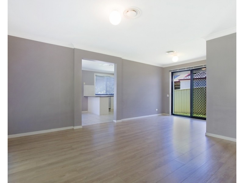 7 Laurina Way, Glenwood NSW 2768