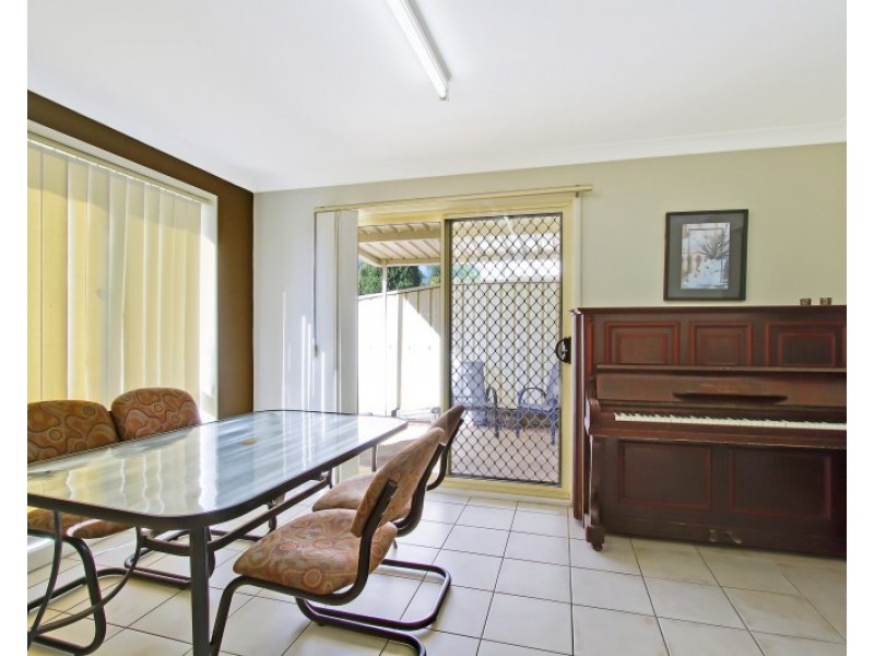 8 Lynton Court, Glenwood NSW 2768