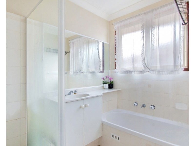 73 Torrance Crescent, Quakers Hill NSW 2763