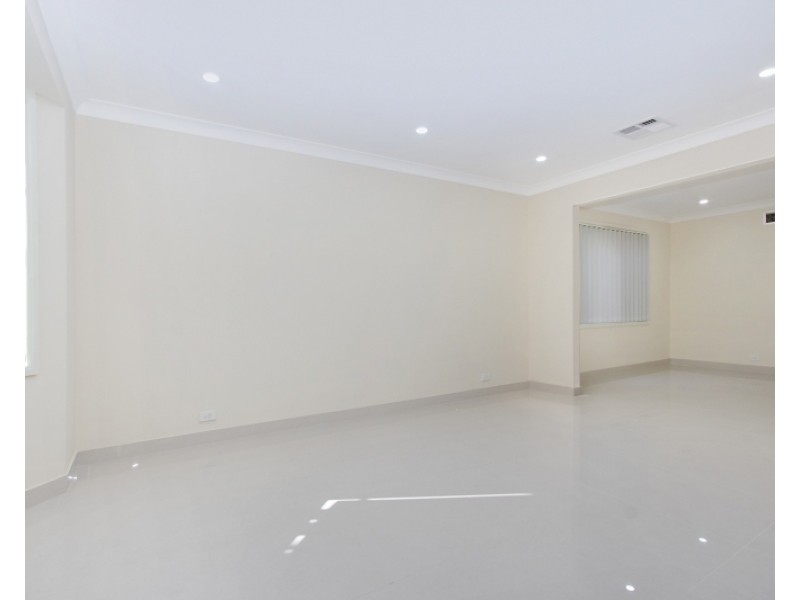 11 Keturah Close, Glenwood NSW 2768