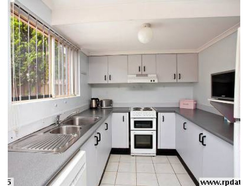 10/16 Highfield Road, Quakers Hill NSW 2763