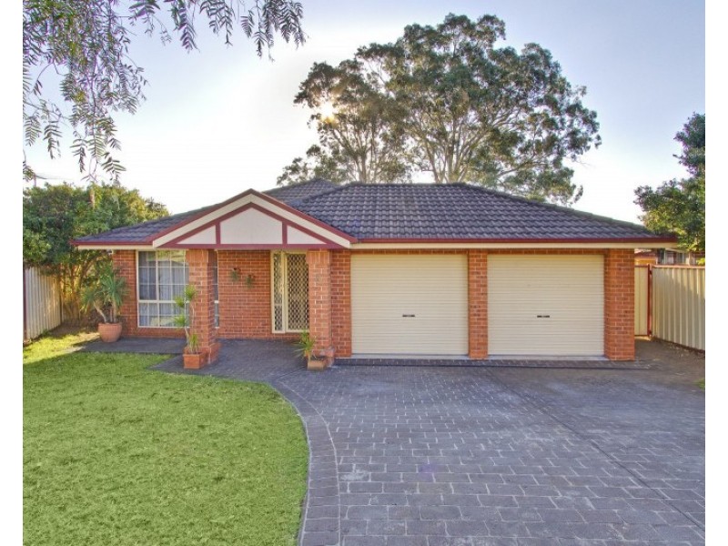 25 Thompson Crescent, Glenwood NSW 2768