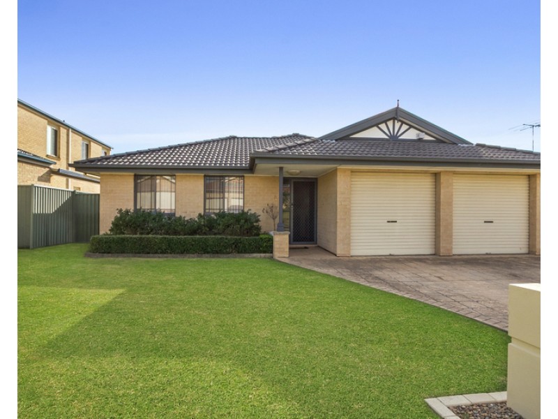 4 Dienelt Close, Glenwood NSW 2768
