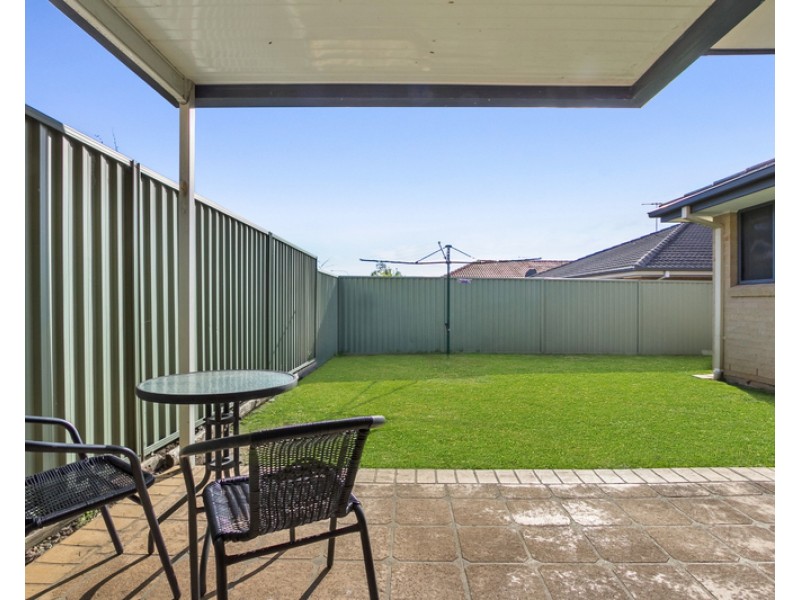 4 Dienelt Close, Glenwood NSW 2768