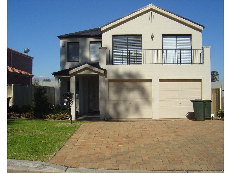 7 Laurina Way, Glenwood NSW 2768