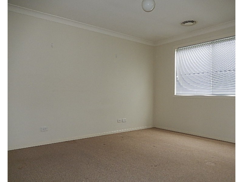 7 Laurina Way, Glenwood NSW 2768