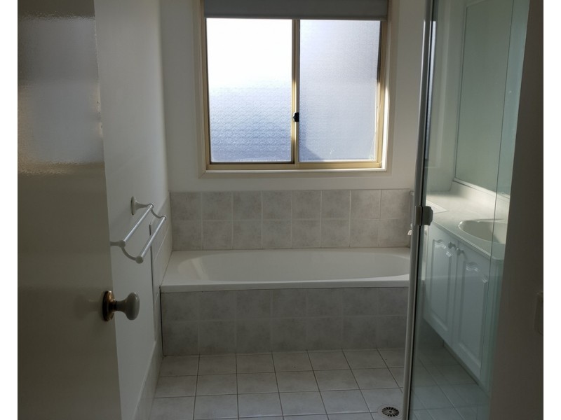 3 Harcourt Grove, Glenwood NSW 2768