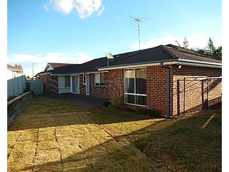 33 Ipswich Avenue, Glenwood NSW 2768