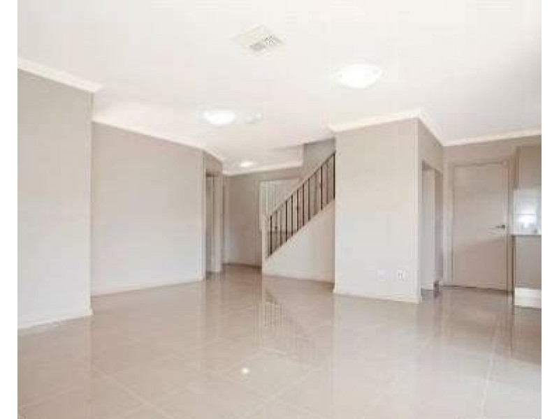 4/25 Hobart Street, Oxley Park NSW 2760