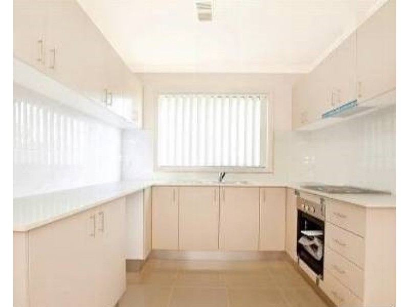 4/25 Hobart Street, Oxley Park NSW 2760