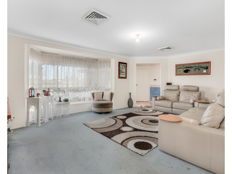 61 Yancannia Terrace, Glenwood NSW 2768