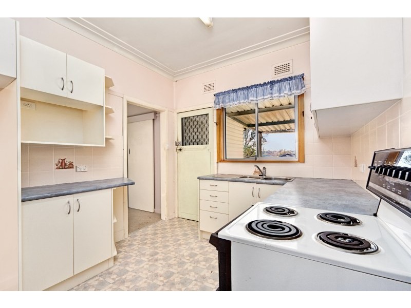 38 Columbine Avenue, Bankstown NSW 2200