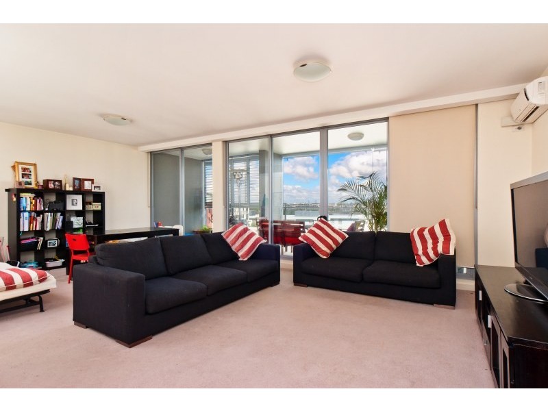 402/18  Rider Boulevard, Rhodes NSW 2138