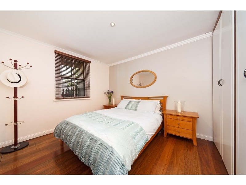 30 Iredale Street, Newtown NSW 2042