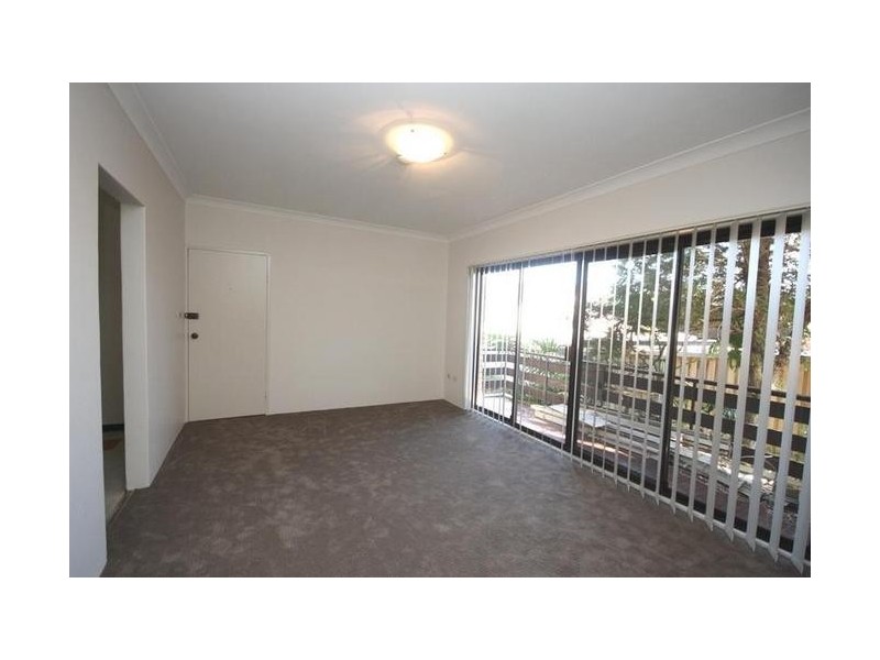 2/113 Wellbank Street, North Strathfield NSW 2137