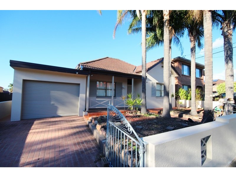 14 Scahill Street, Campsie NSW 2194