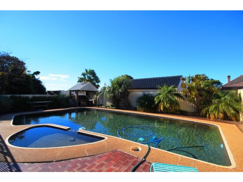 14 Scahill Street, Campsie NSW 2194