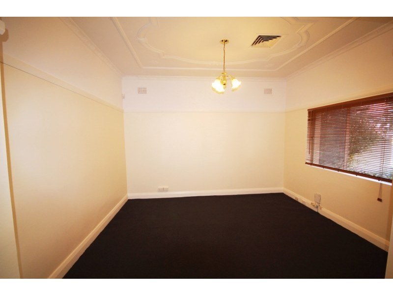 2 Second Avenue, Five Dock NSW 2046