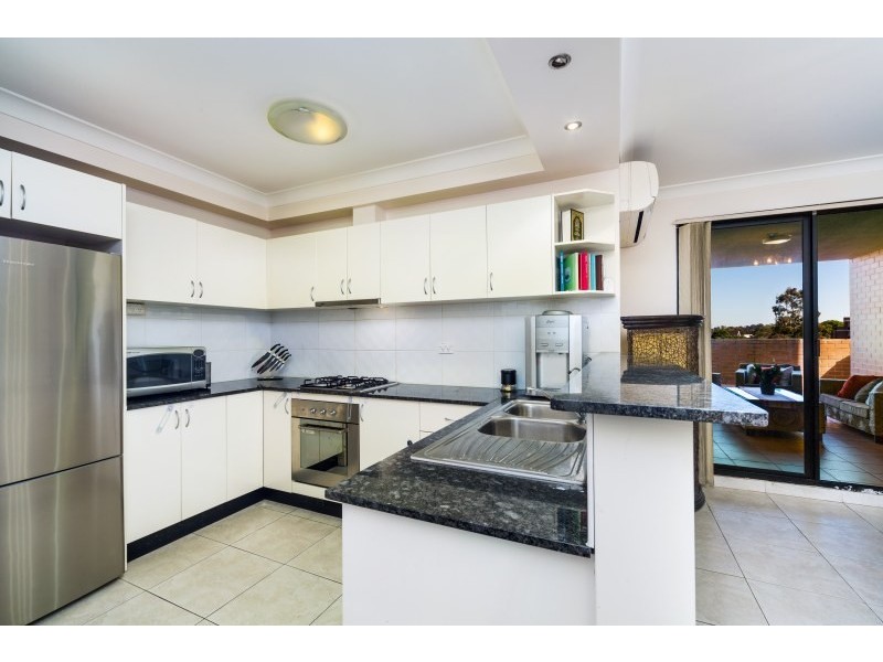 28/7-9 Cross Street, Bankstown NSW 2200