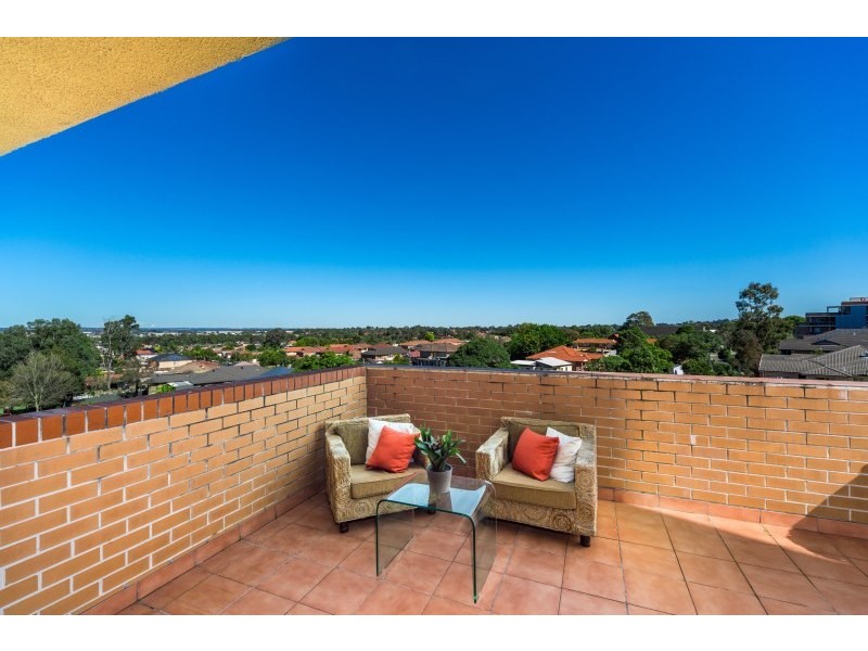 28/7-9 Cross Street, Bankstown NSW 2200