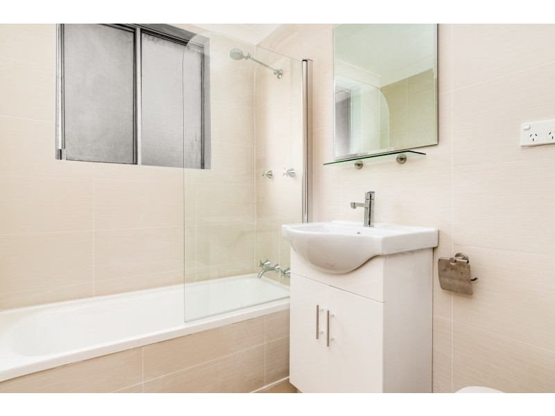 4/43 Yerrick Road, Lakemba NSW 2195