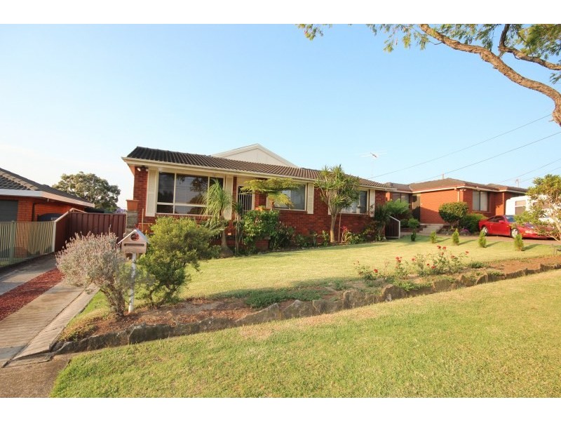 40 Flinders Road, Georges Hall NSW 2198