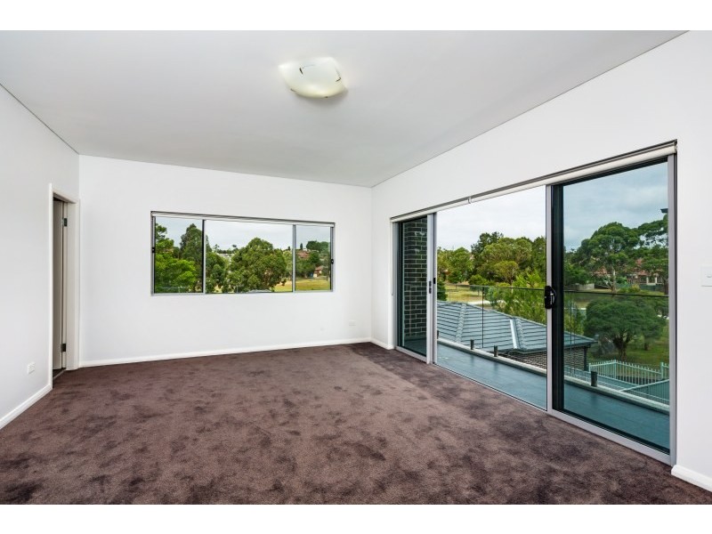 /30 Pheasant Street, Canterbury NSW 2193