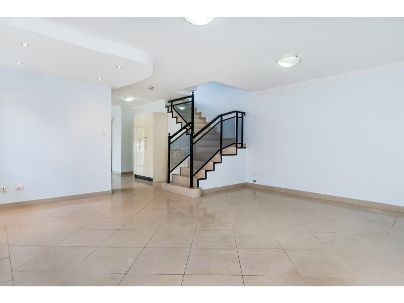 171a Noble Avenue, Greenacre NSW 2190