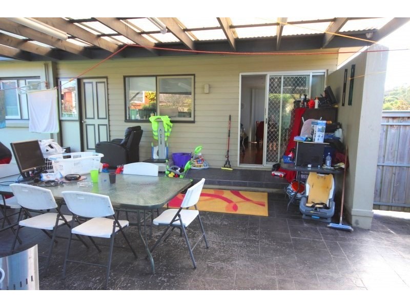 2 Hurley Street, Toongabbie NSW 2146