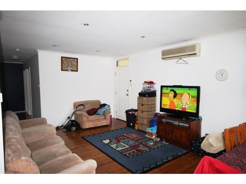 2 Hurley Street, Toongabbie NSW 2146