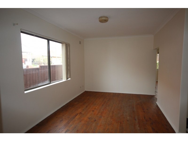 Unit 1/18 Northcote Street, Canterbury NSW 2193