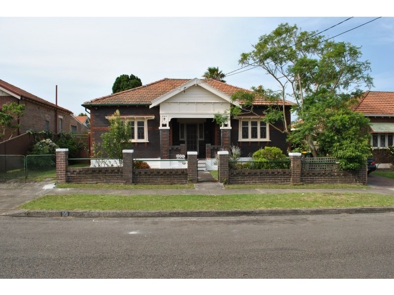 10 Wynnstay Avenue, Enfield NSW 2136