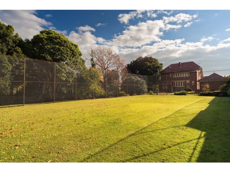 8 Minna Street, Burwood NSW 2134