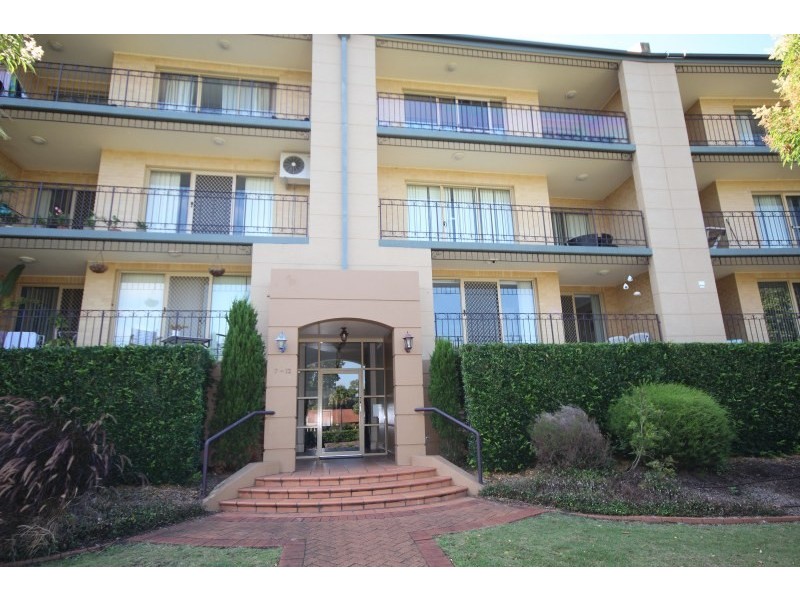 Unit 8/11 Settlers Boulevard, Liberty Grove NSW 2138